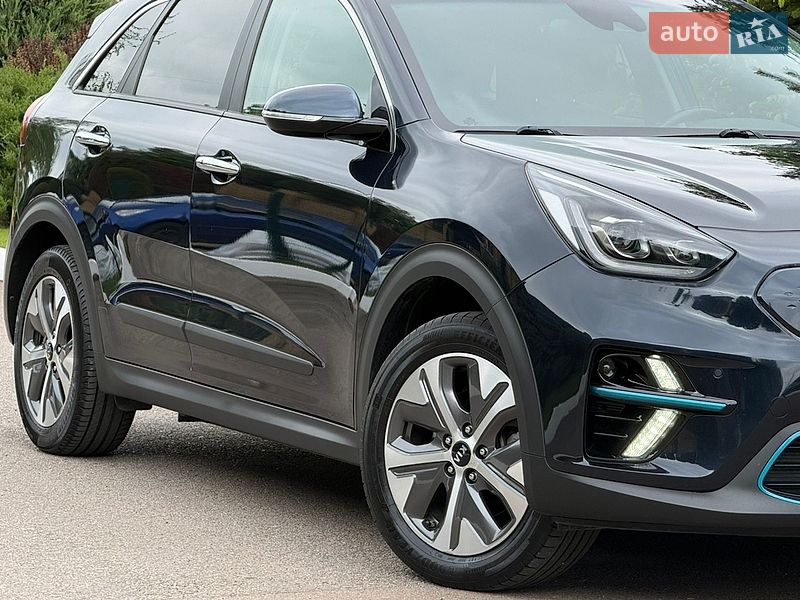 Внедорожник / Кроссовер Kia Niro 2020 в Ровно