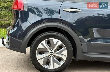 Внедорожник / Кроссовер Kia Niro 2020 в Ровно