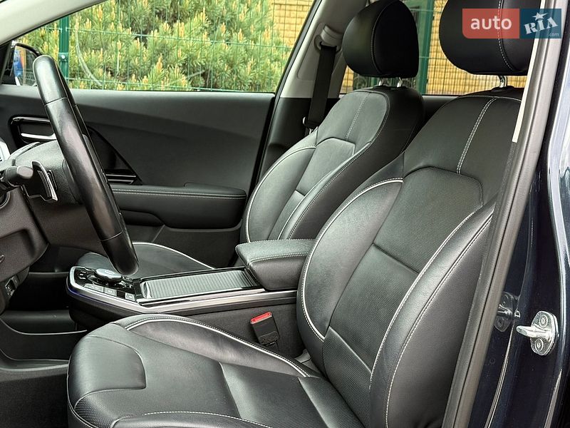 Внедорожник / Кроссовер Kia Niro 2020 в Ровно