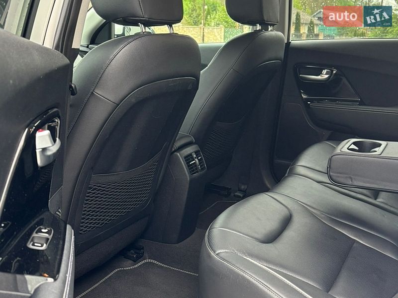 Внедорожник / Кроссовер Kia Niro 2020 в Калуше