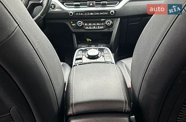 Внедорожник / Кроссовер Kia Niro 2020 в Калуше