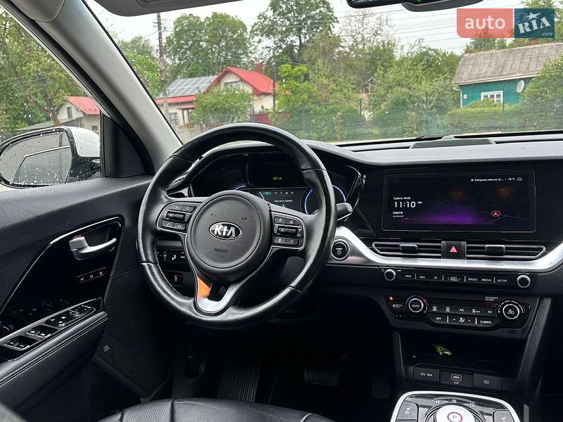 Внедорожник / Кроссовер Kia Niro 2020 в Калуше