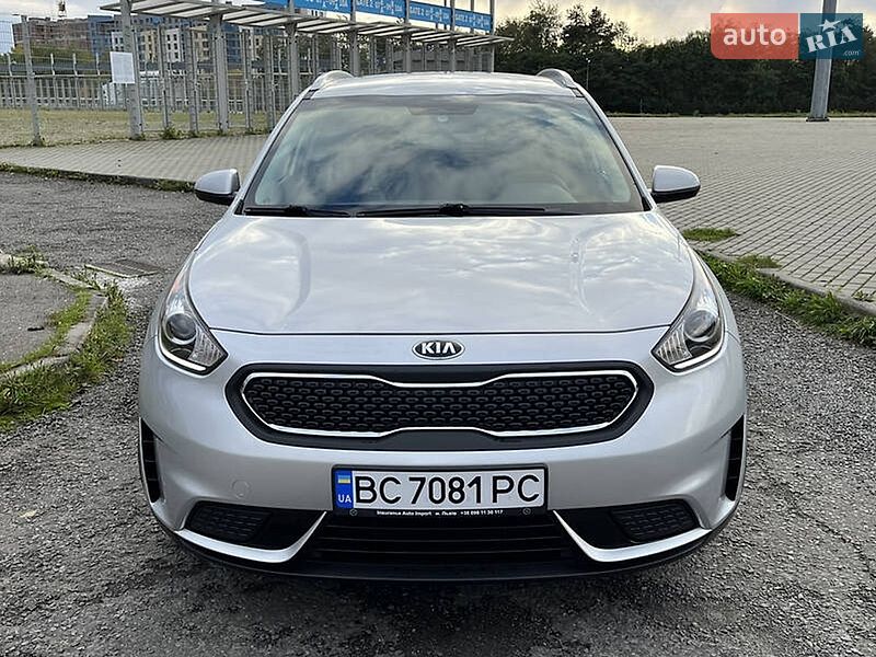 Внедорожник / Кроссовер Kia Niro 2018 в Ровно