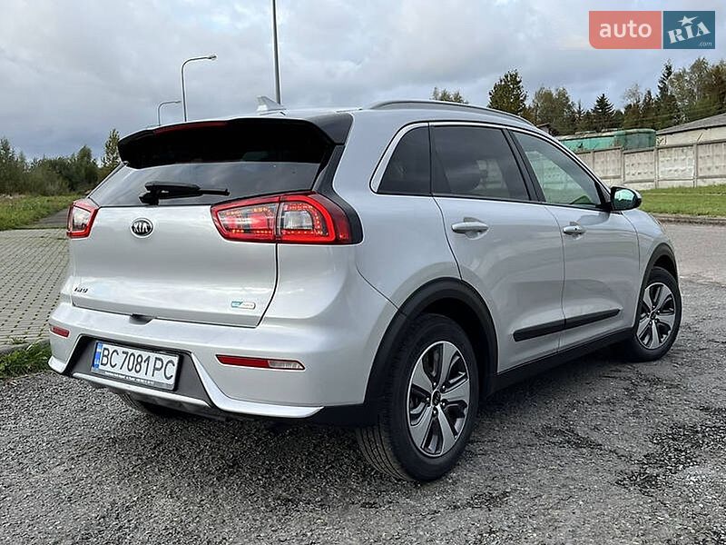Внедорожник / Кроссовер Kia Niro 2018 в Ровно