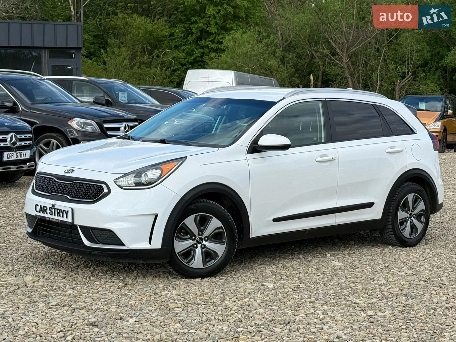 2017 Kia Niro - мініатюра 12