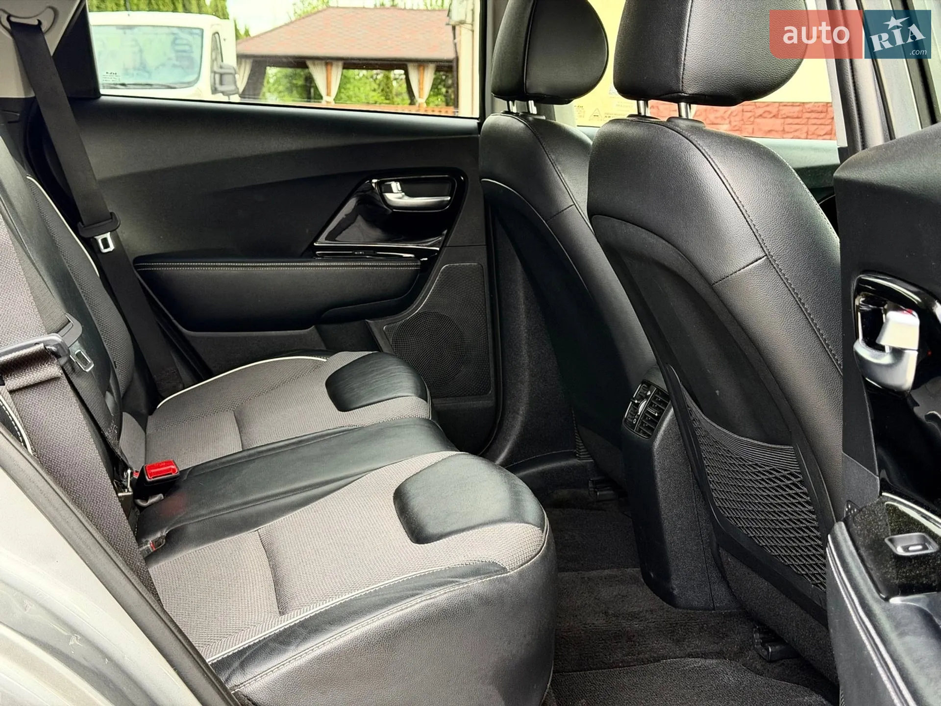 2022 Kia Niro - мініатюра 37
