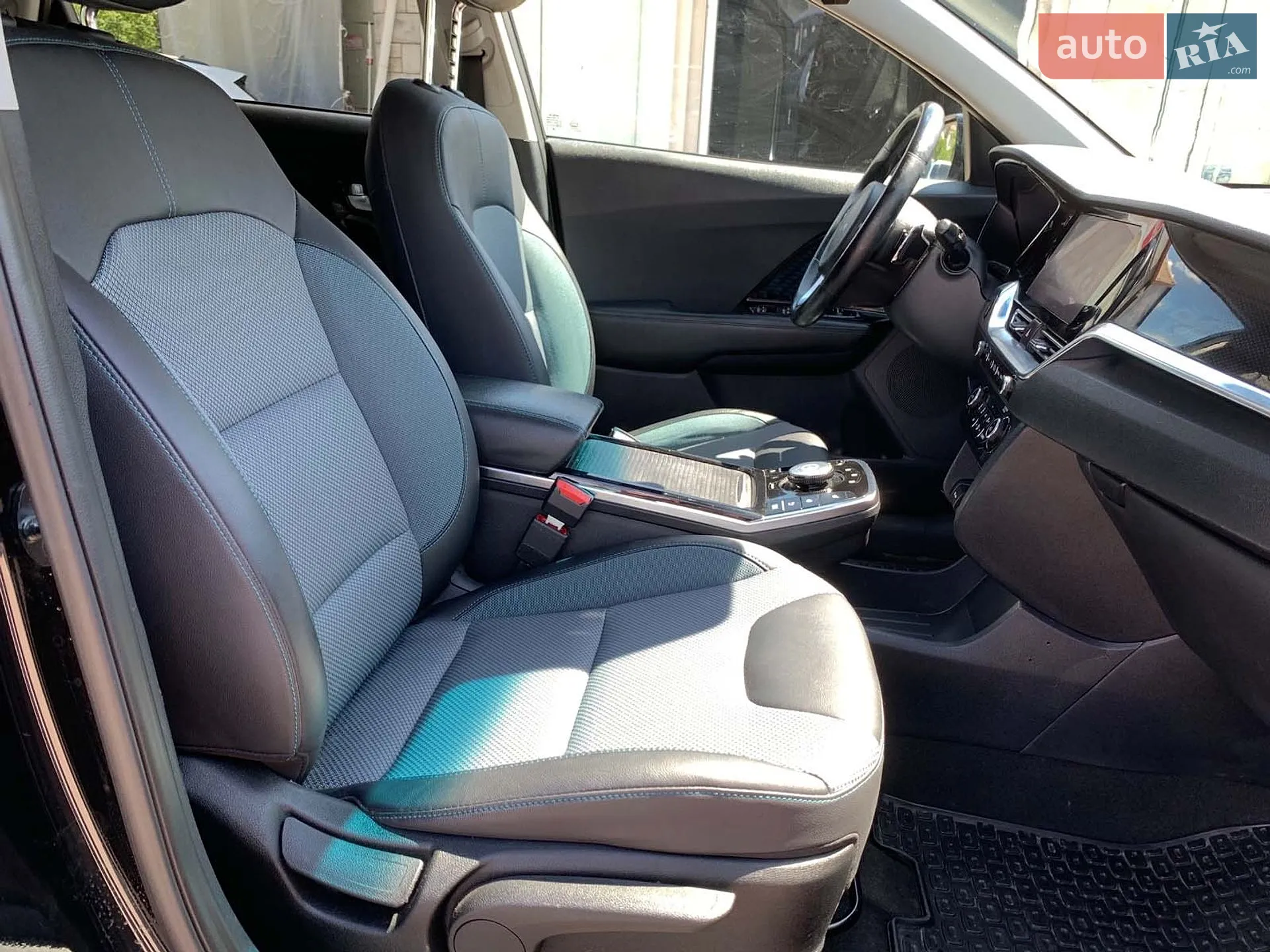 2022 Kia Niro - мініатюра 26