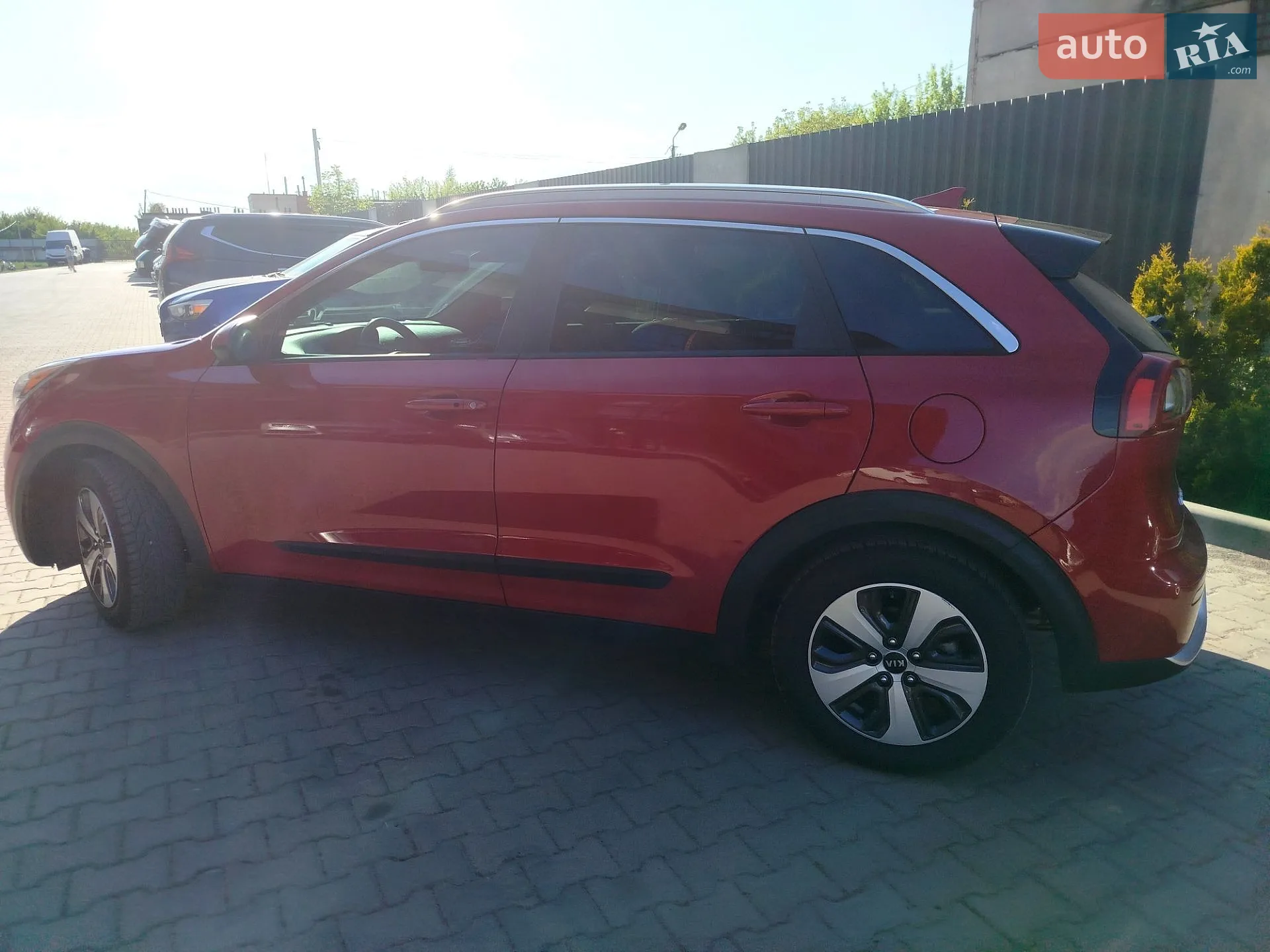 2017 Kia Niro - мініатюра 22