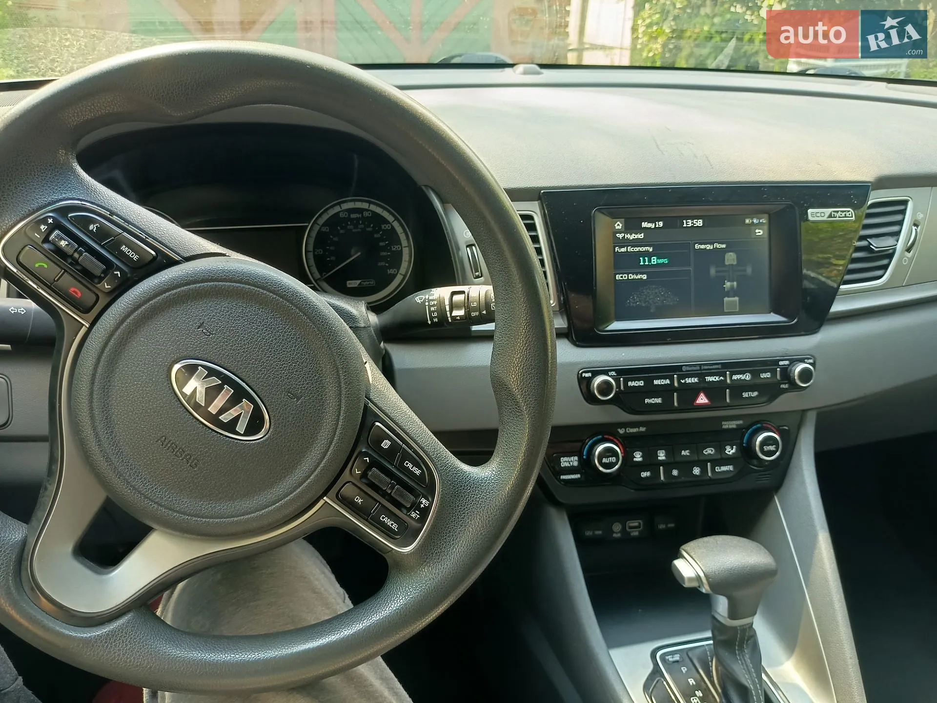 2016 Kia Niro - мініатюра 14
