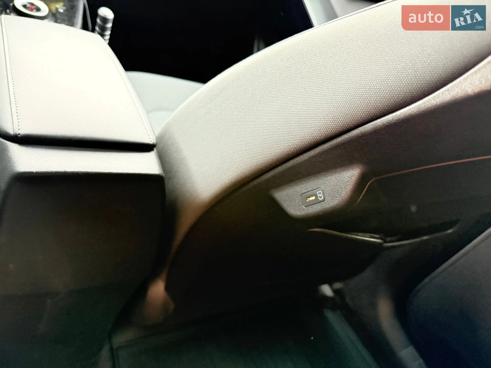 2023 Kia Niro - мініатюра 25