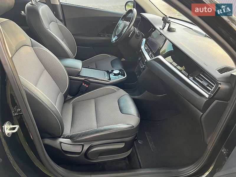 Внедорожник / Кроссовер Kia Niro 2021 в Киеве фото 25 Внедорожник / Кроссовер Kia Niro 2021 в Киеве