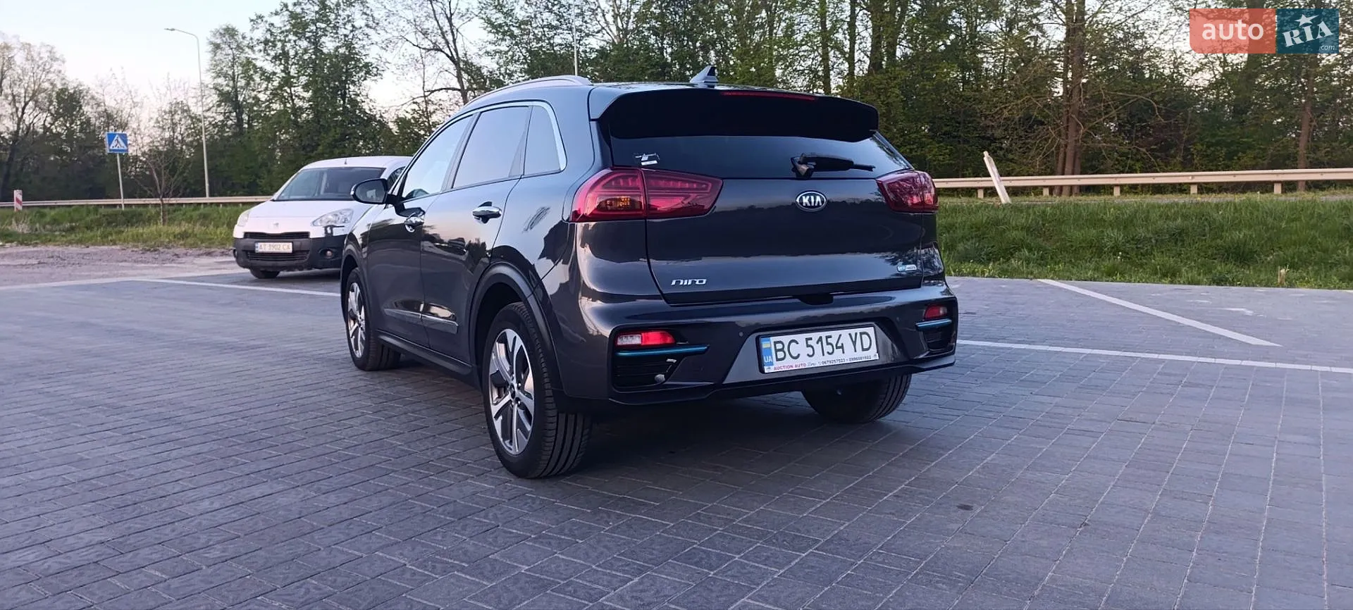 2020 Kia Niro - мініатюра 8