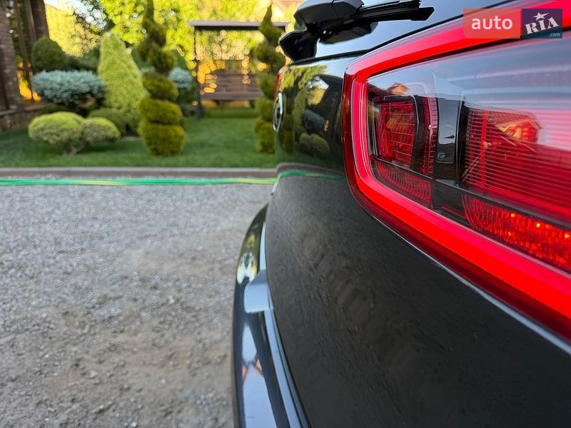 Внедорожник / Кроссовер Kia Niro 2019 в Львове
