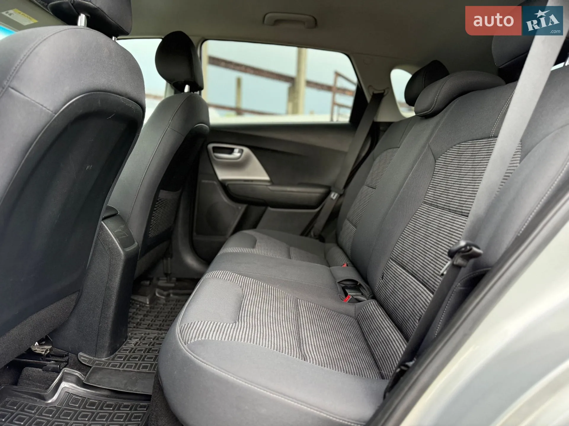 2021 Kia Niro - мініатюра 11