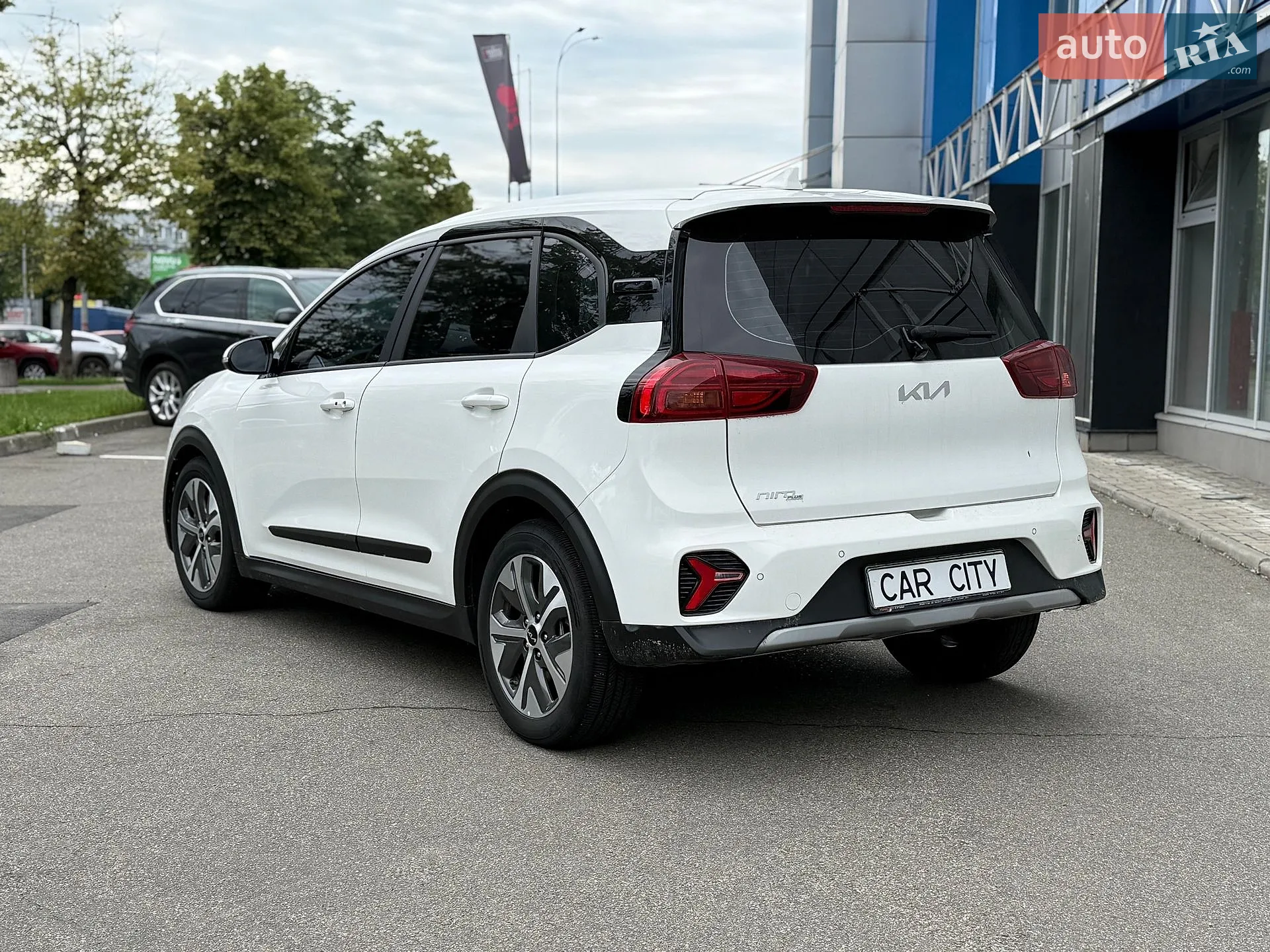 2023 Kia Niro - мініатюра 3
