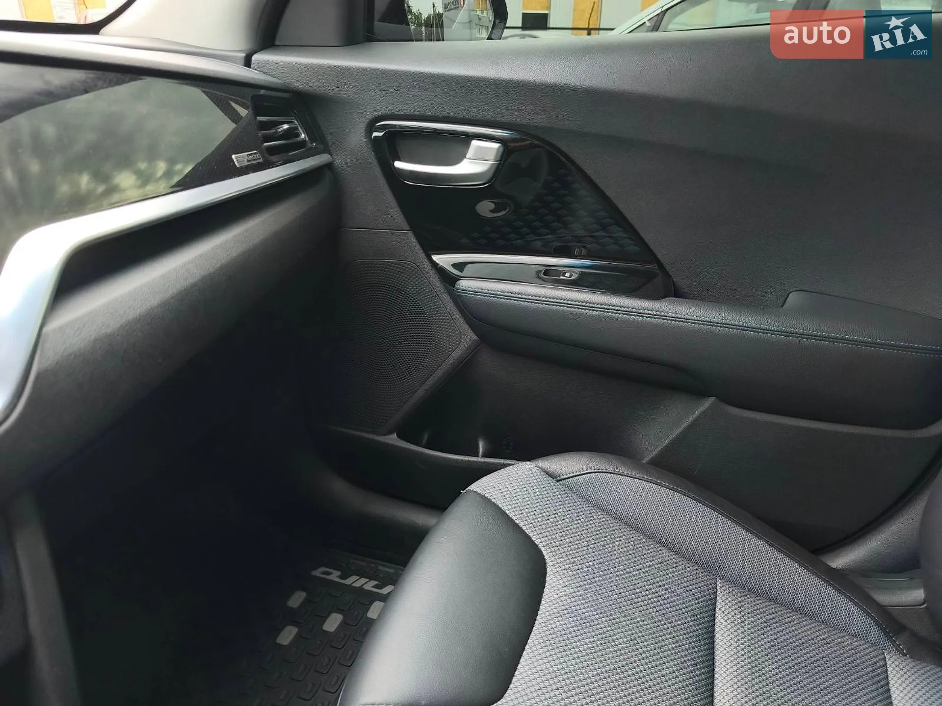 2022 Kia Niro - мініатюра 43