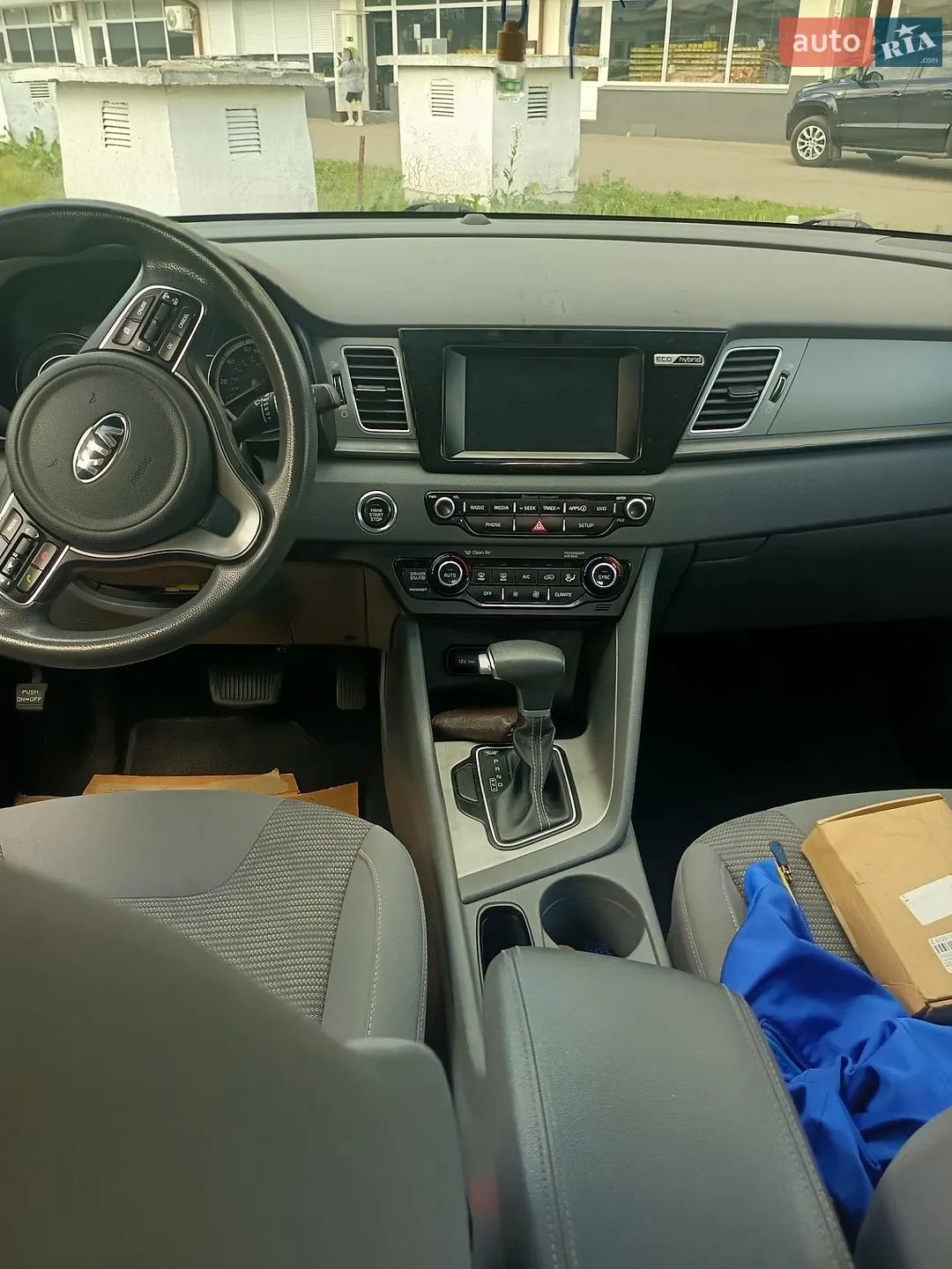 2016 Kia Niro - мініатюра 23