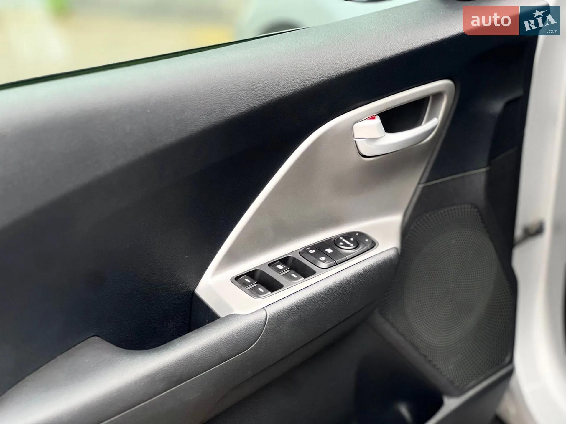 2020 Kia Niro - мініатюра 12