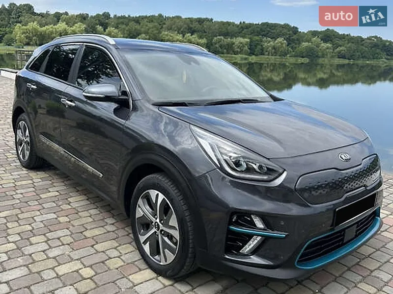Kia Niro 2019 VIN KNACC81GFK5024838 фото оголошення 2 з 39
