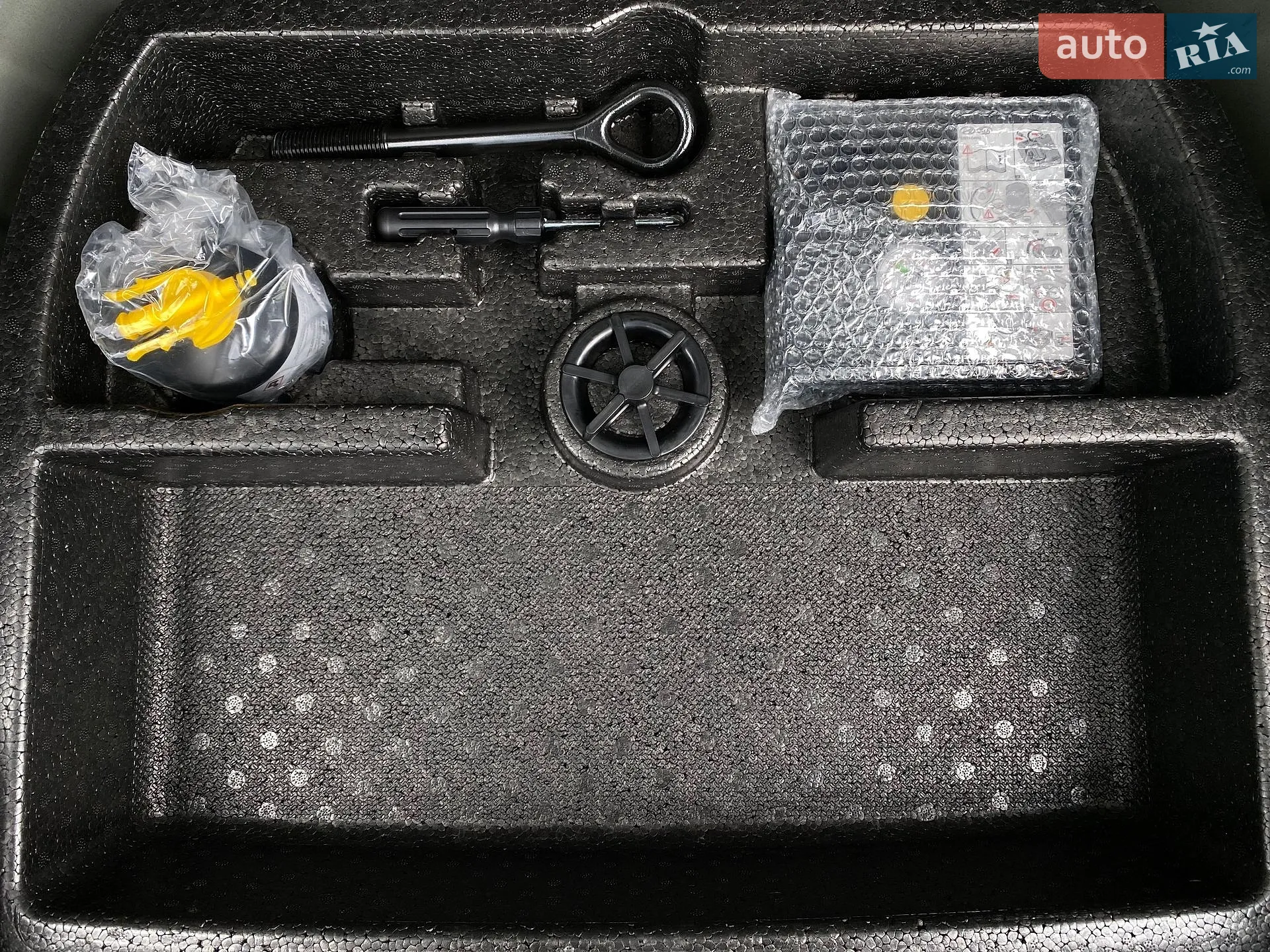 2020 Kia Niro - мініатюра 72