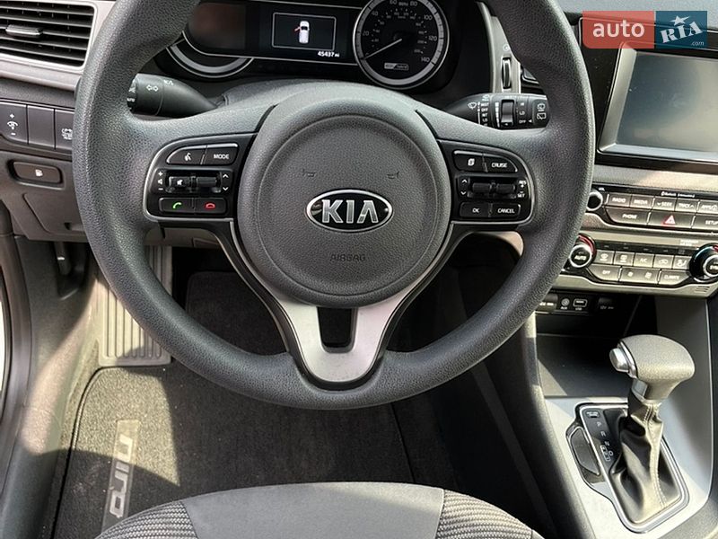 Внедорожник / Кроссовер Kia Niro 2018 в Полтаве