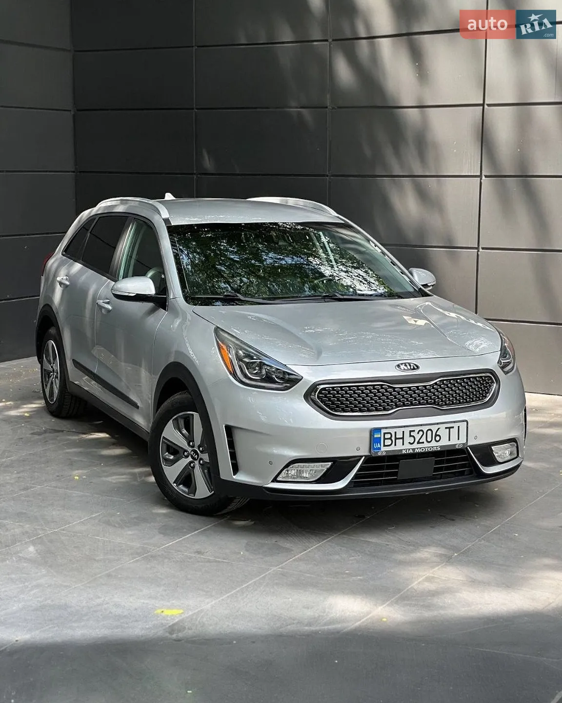 2017 Kia Niro - фото 1
