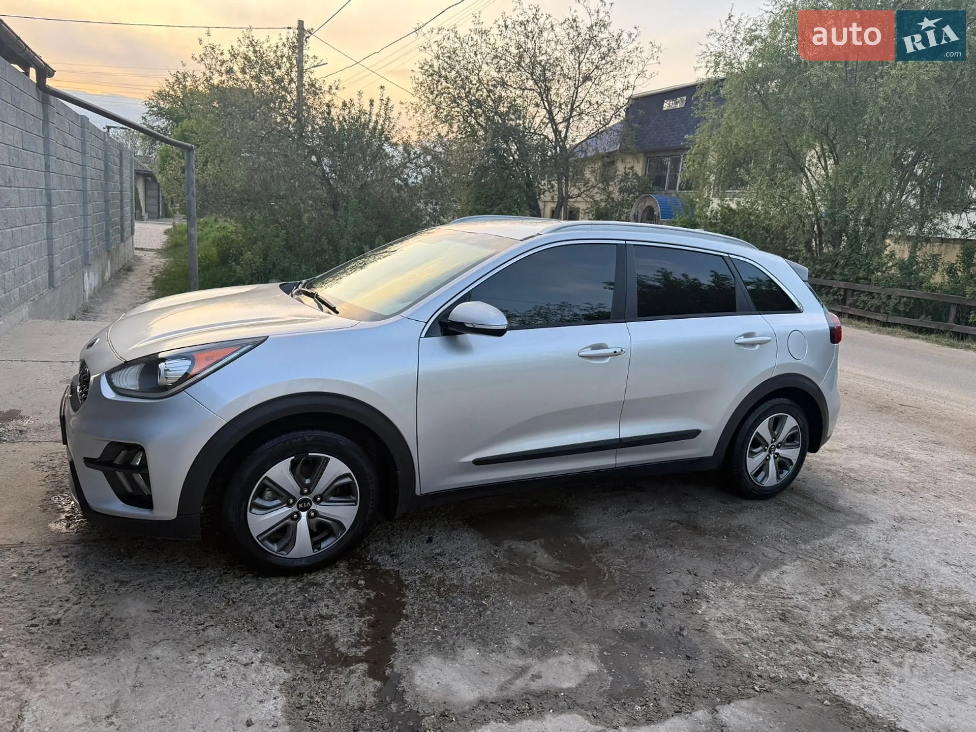 2019 Kia Niro - мініатюра 2