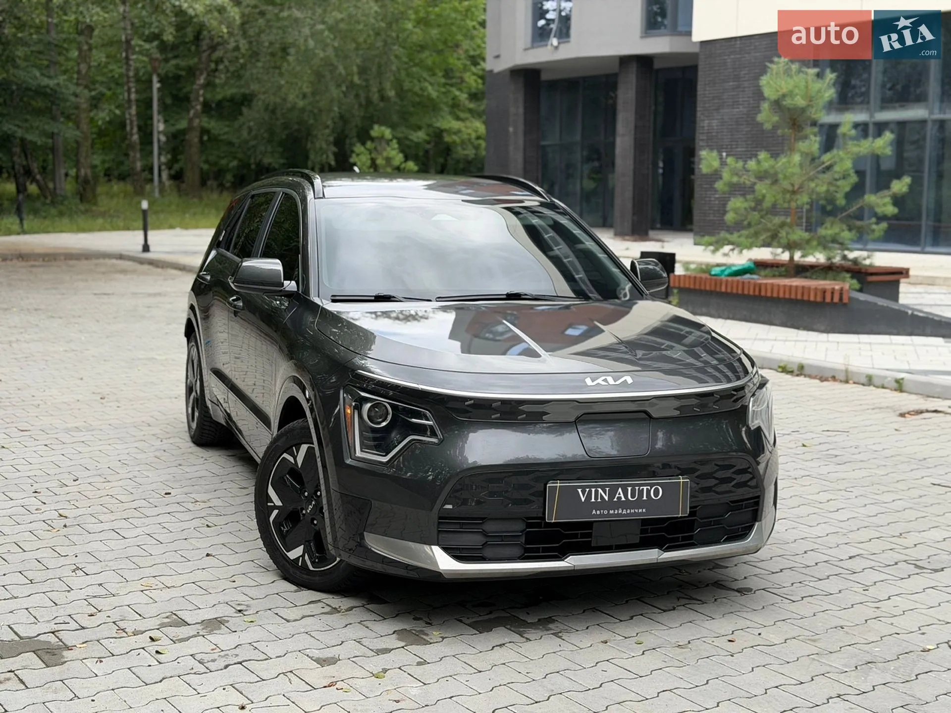 2023 Kia Niro - фото 1