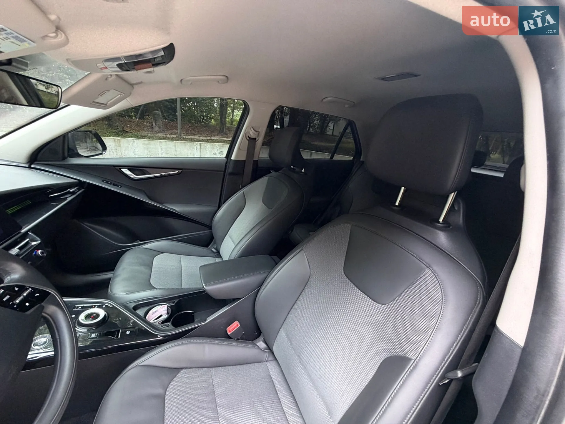 2023 Kia Niro - мініатюра 35