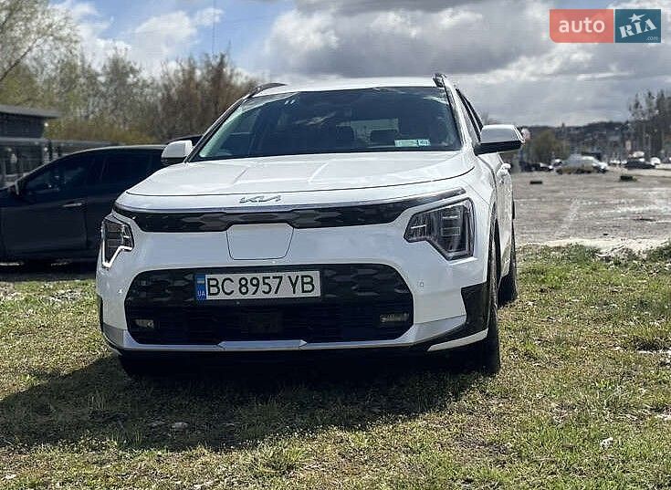 Kia Niro, photos from the listing