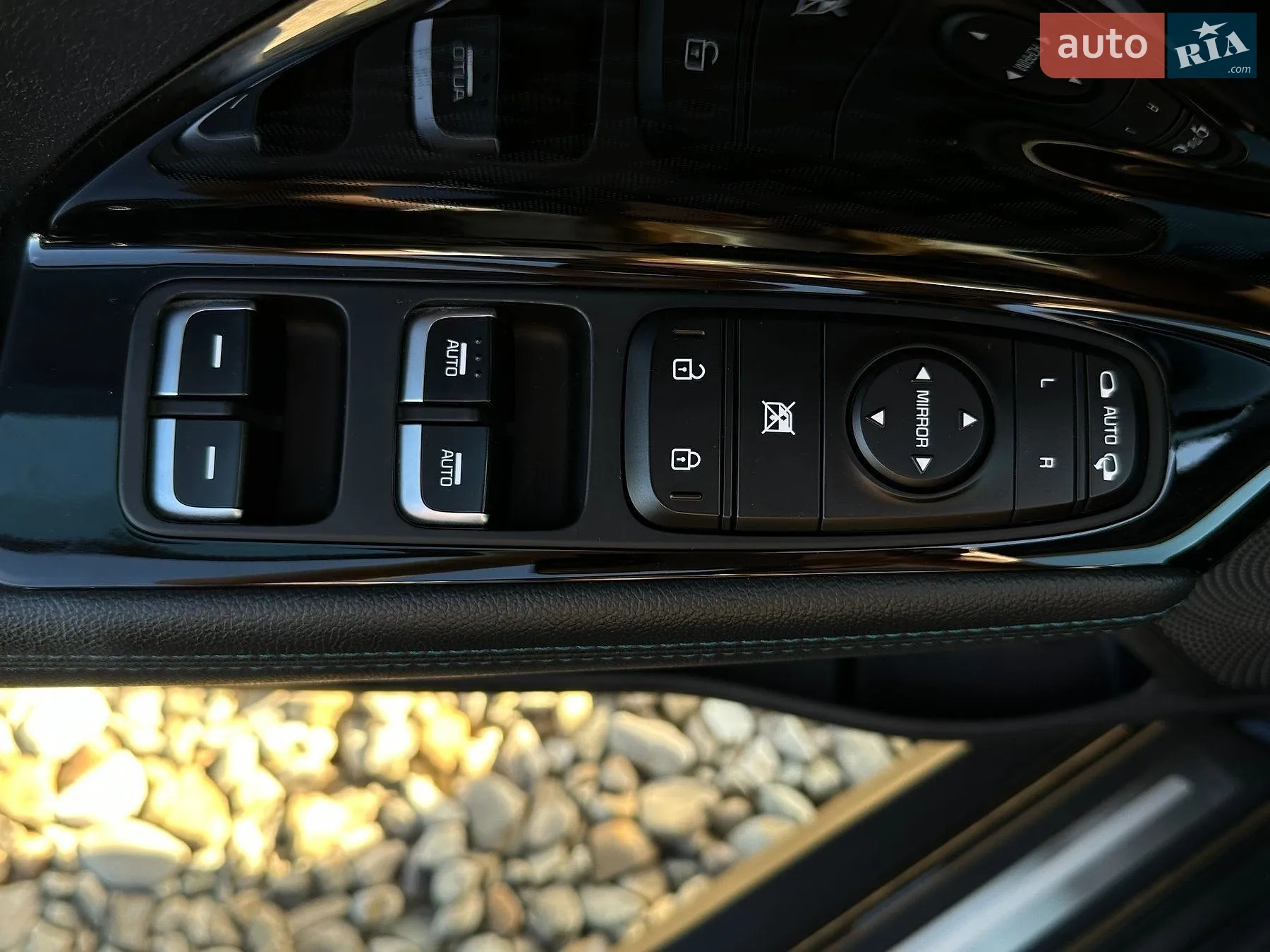 2020 Kia Niro - мініатюра 38