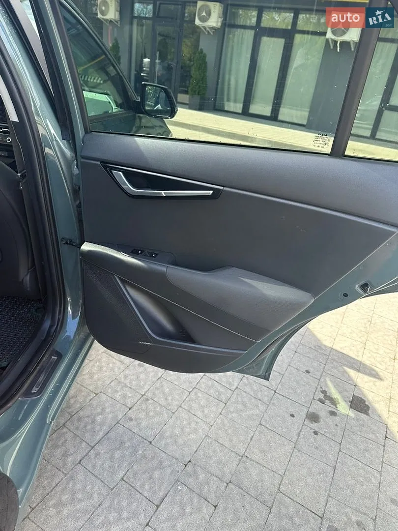 2023 Kia Niro - мініатюра 24