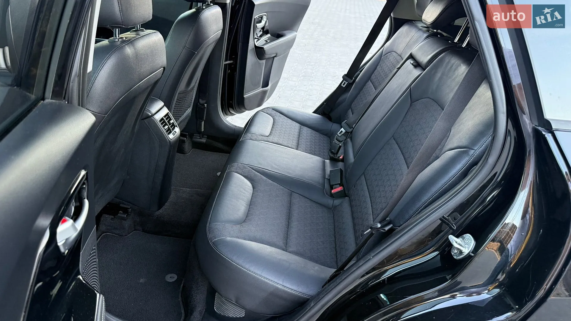 2017 Kia Niro - мініатюра 11