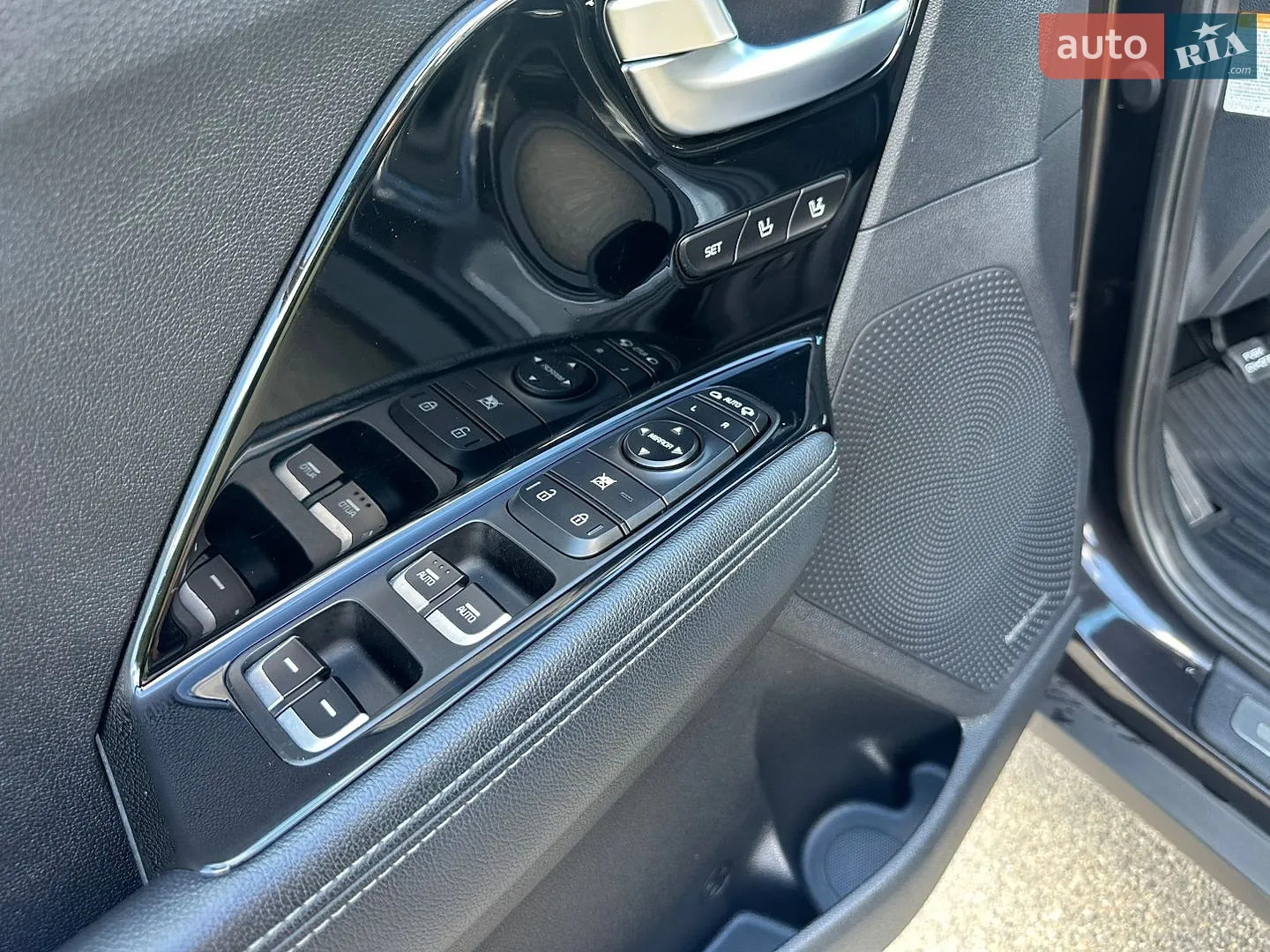 2017 Kia Niro - мініатюра 19