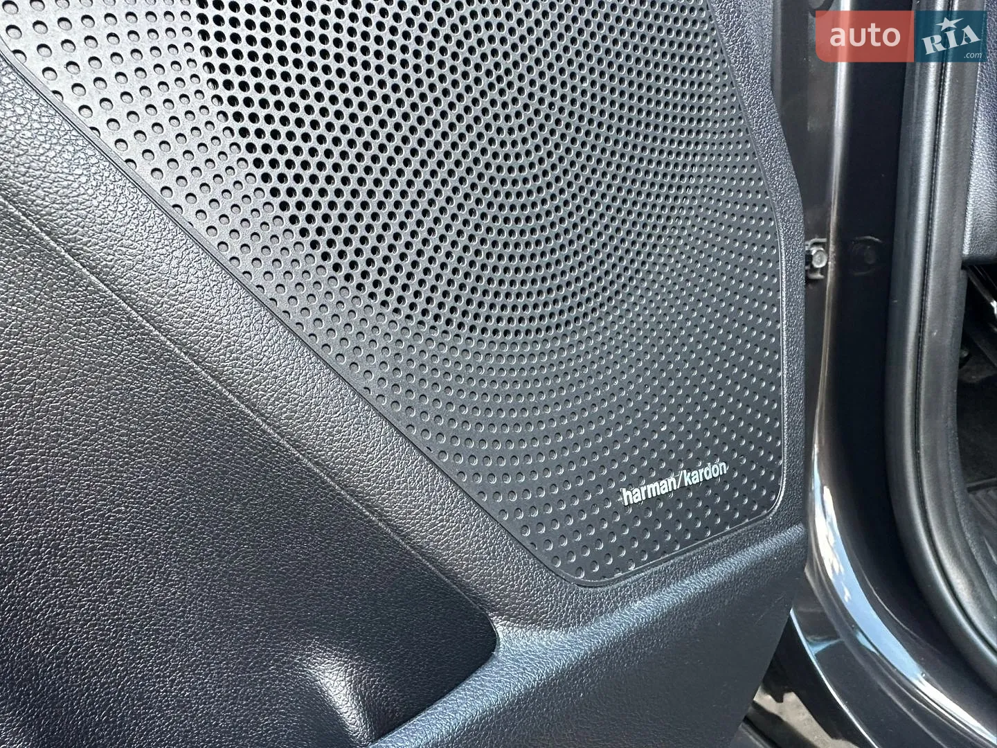 2017 Kia Niro - мініатюра 20