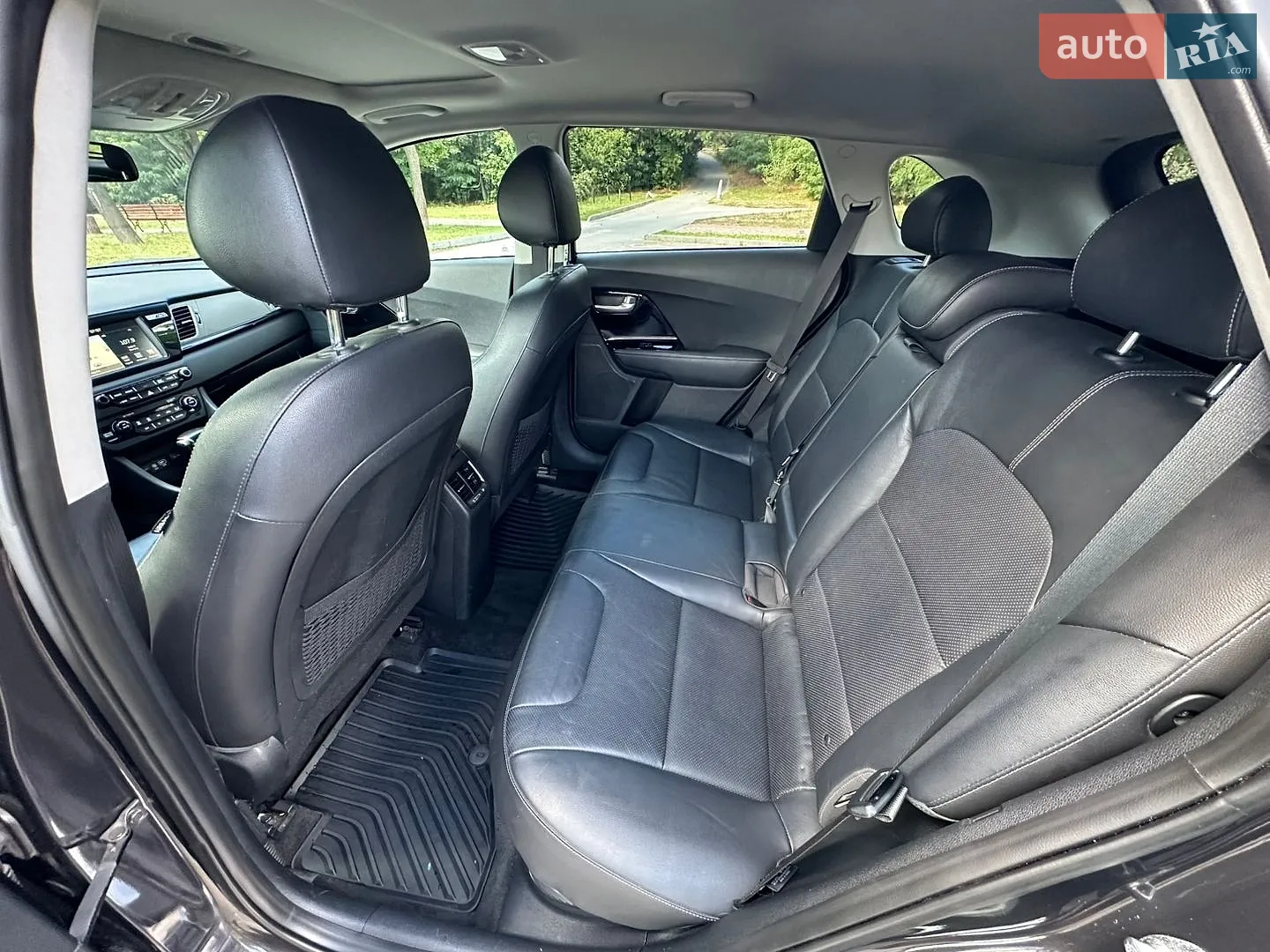 2017 Kia Niro - мініатюра 24