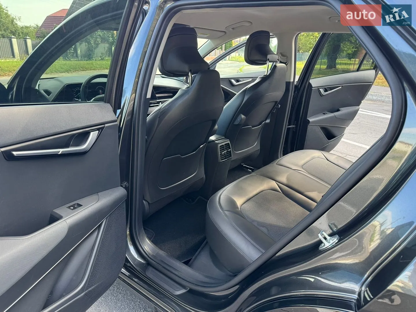 2022 Kia Niro - мініатюра 22
