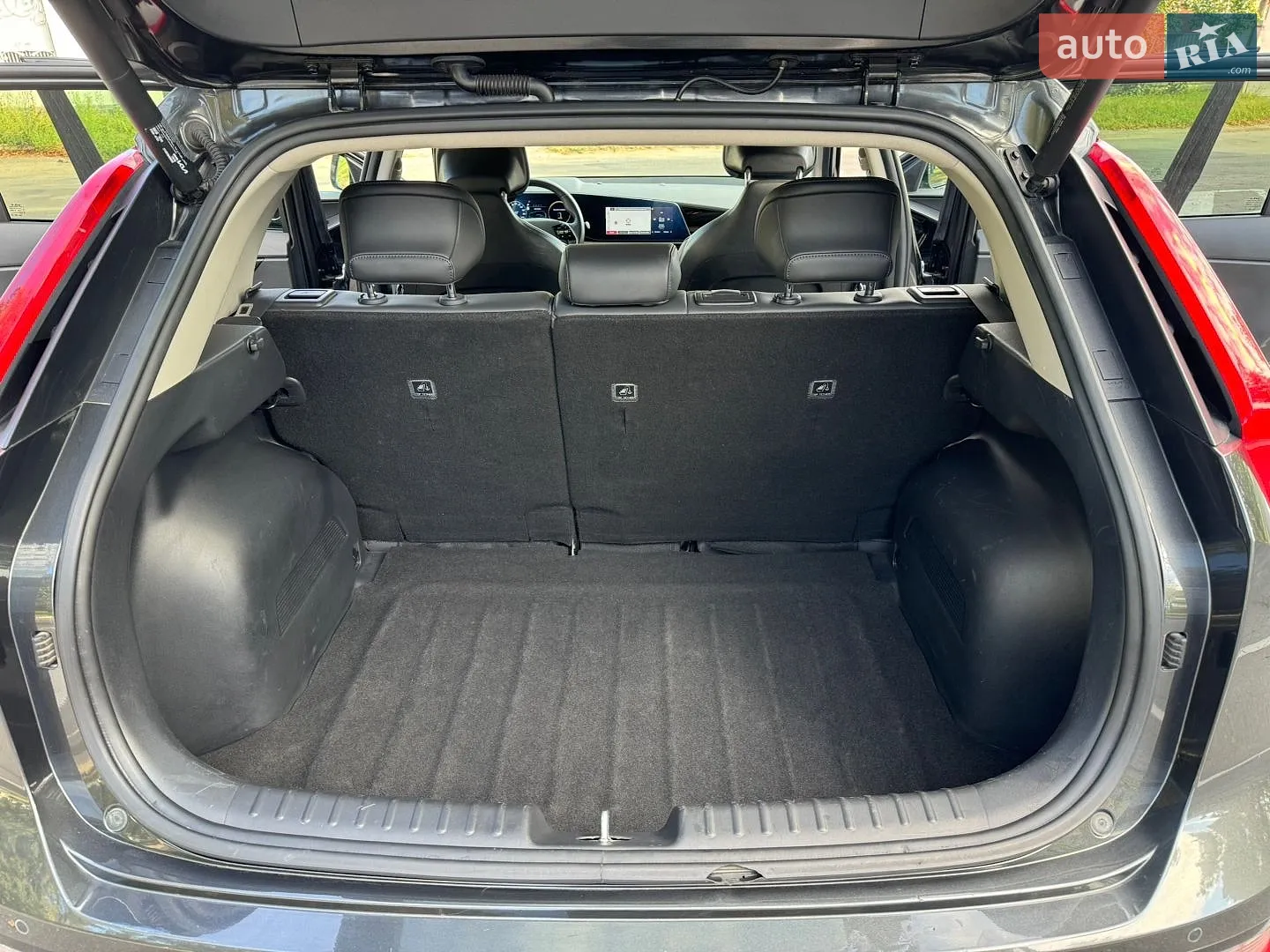 2022 Kia Niro - мініатюра 24