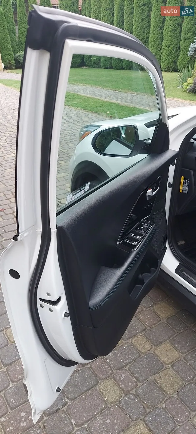 2020 Kia Niro - мініатюра 24
