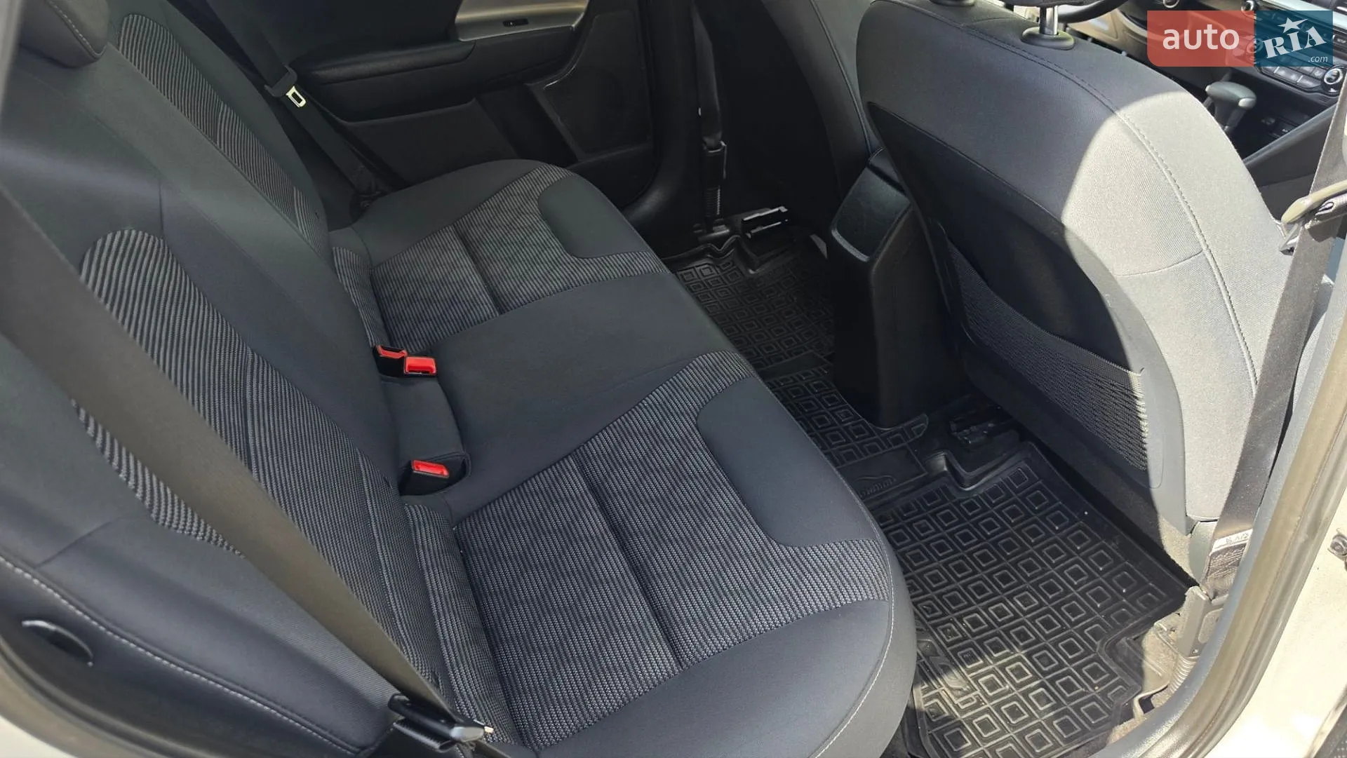 2021 Kia Niro - мініатюра 18