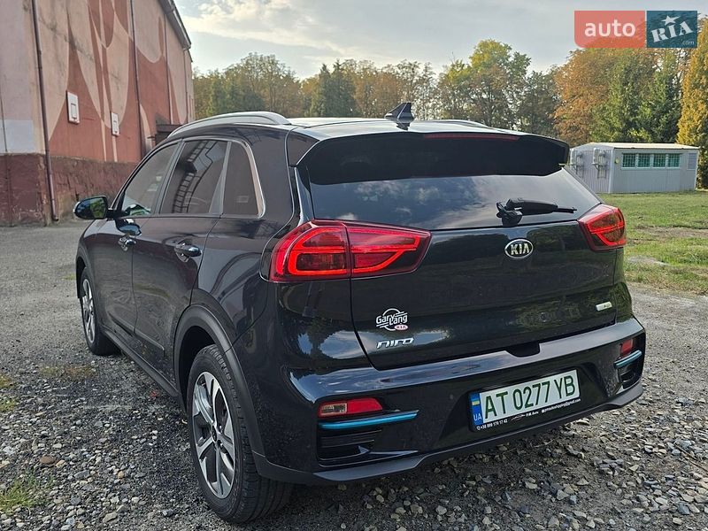 Внедорожник / Кроссовер Kia Niro 2020 в Бурштыне