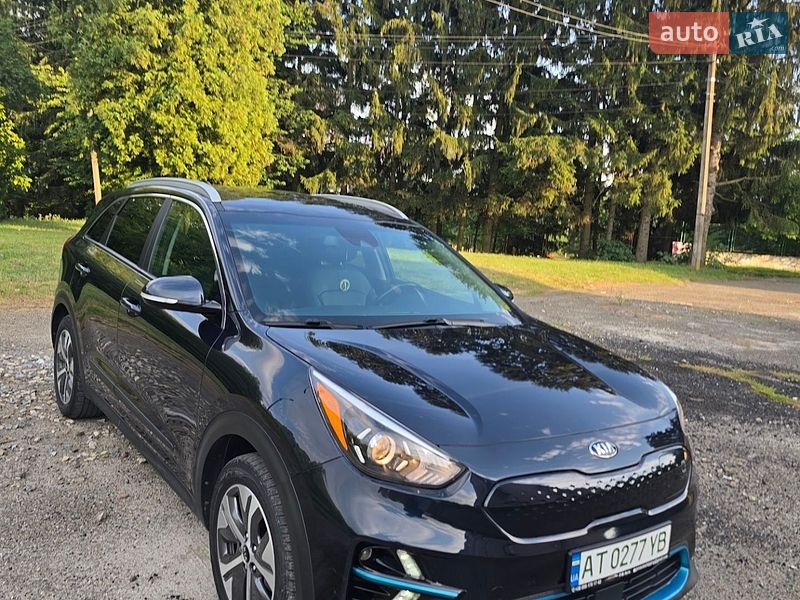 Внедорожник / Кроссовер Kia Niro 2020 в Бурштыне