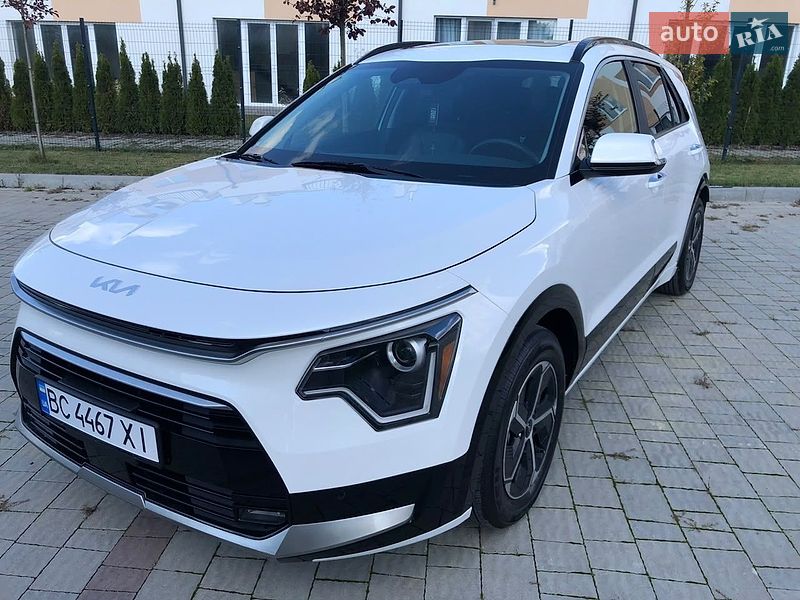 Позашляховик / Кросовер Kia Niro 2023 в Львові
