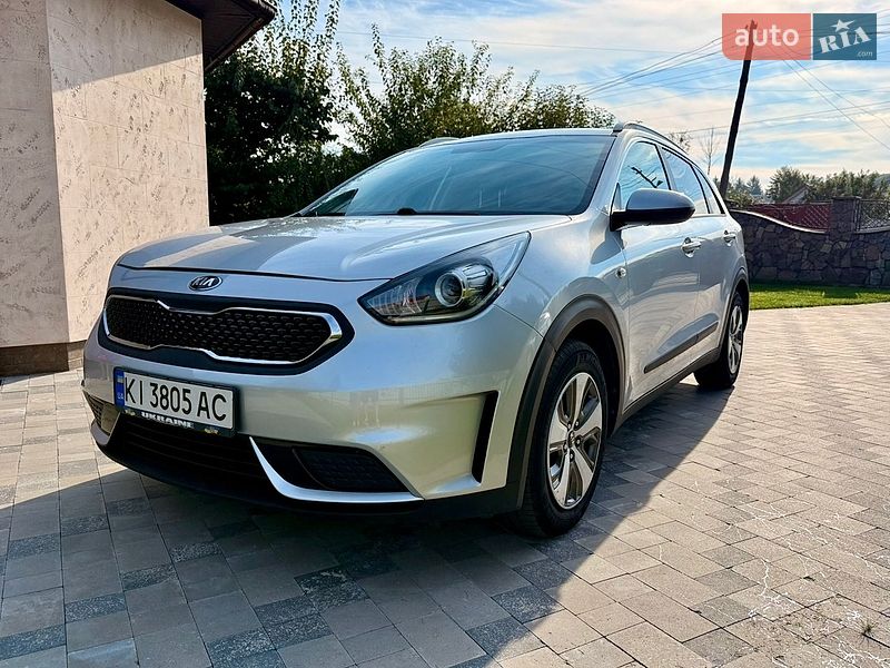 Внедорожник / Кроссовер Kia Niro 2019 в Киеве