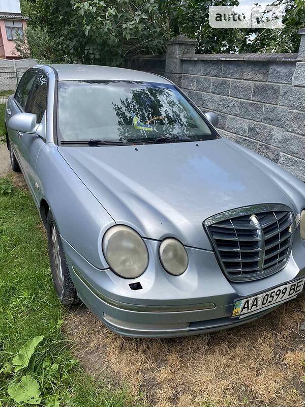 Седан Kia Opirus 2005 в Киеве