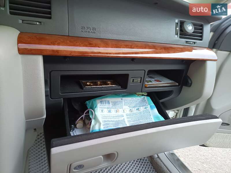 Седан Kia Opirus 2006 в Киеве