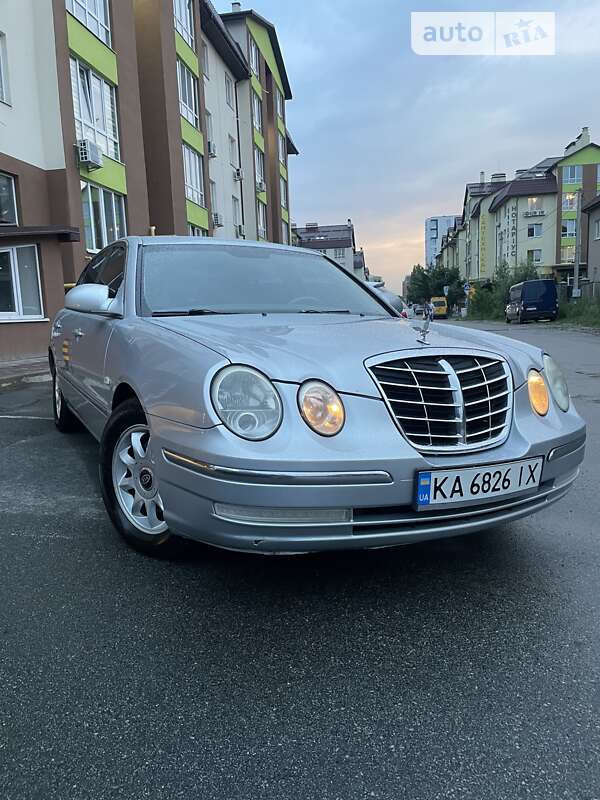 Седан Kia Opirus 2006 в Умани