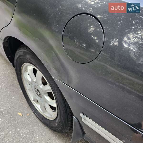 Седан Kia Opirus 2006 в Киеве