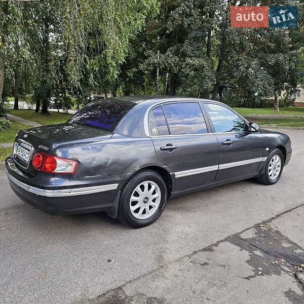 Седан Kia Opirus 2006 в Киеве
