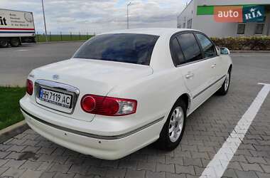 Седан Kia Opirus 2006 в 